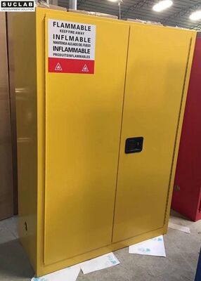 China Lab Flammable Safety Storage Cabinets With Striking Reflective Labels supplier