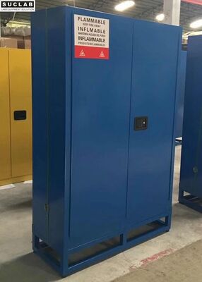 Lab Flammable Safety Storage Cabinets With Striking Reflective Labels supplier
